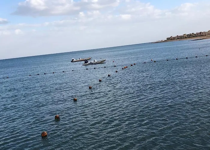 بورتو ساوث بيتش - صف اول علي البحر مباشره - عائلات فقط Apartment Ain Sukhna