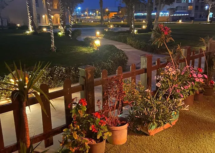 Apartment بورتو ساوث بيتش - صف اول علي البحر مباشره - عائلات فقط *